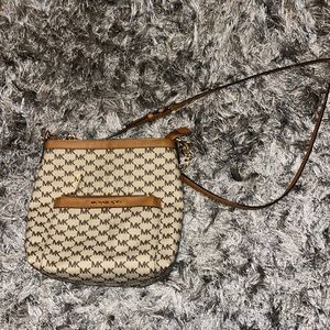 Michael Kors Jet Set Charm North/South Flat Crossbody